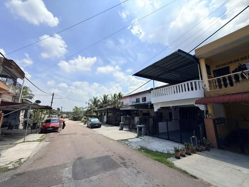 2-storey Terraced House for Sale in Taman Desa Kluang (Kluang) - Marcus Tey - Exterior - PropertyGuru.com.my