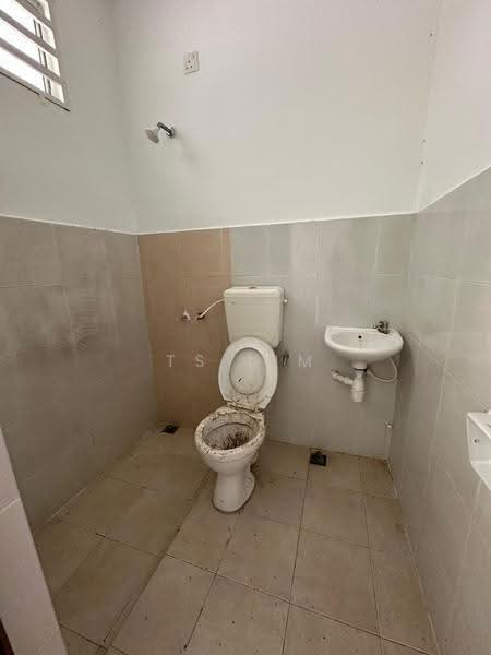 Rumah Teres untuk Dijual di Sungai Ara (Penang) - TS Lim - Bathroom - PropertyGuru.com.my