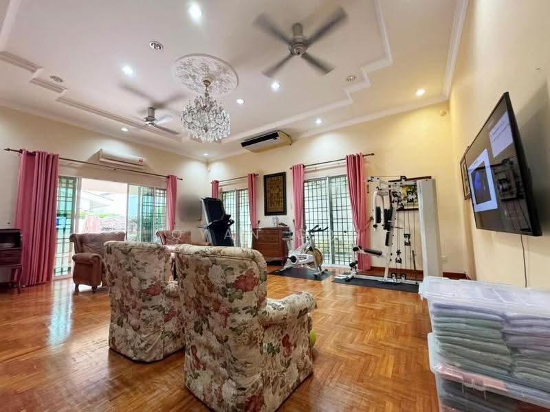 Bungalow House for Sale in Minden Heights (Gelugor) - Qyan Goh - Living Room - PropertyGuru.com.my