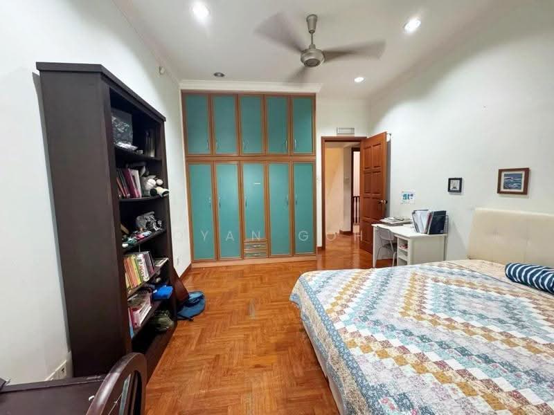Bungalow House for Sale in Minden Heights (Gelugor) - Qyan Goh - Bedroom - PropertyGuru.com.my