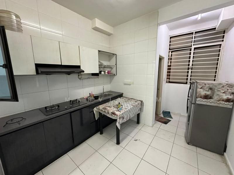 Service Residence for Sale at Sky Gardens Residences - Marvin Lim - Kitchen - PropertyGuru.com.my
