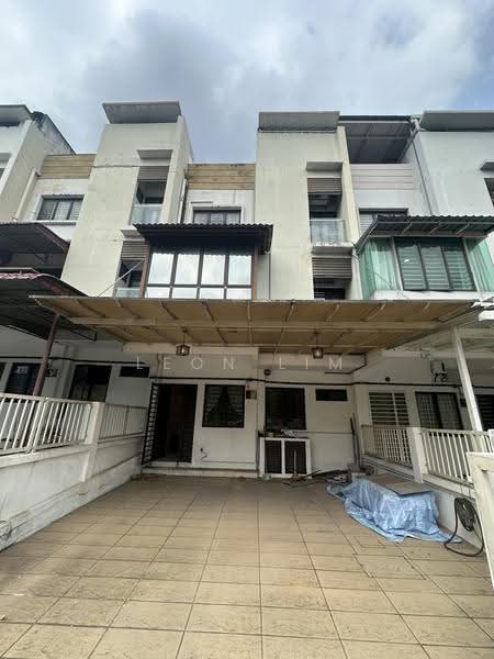 Townhouse for Sale in Kampung Sungai Kayu Ara (Petaling Jaya) - Leon Lim - Exterior - PropertyGuru.com.my