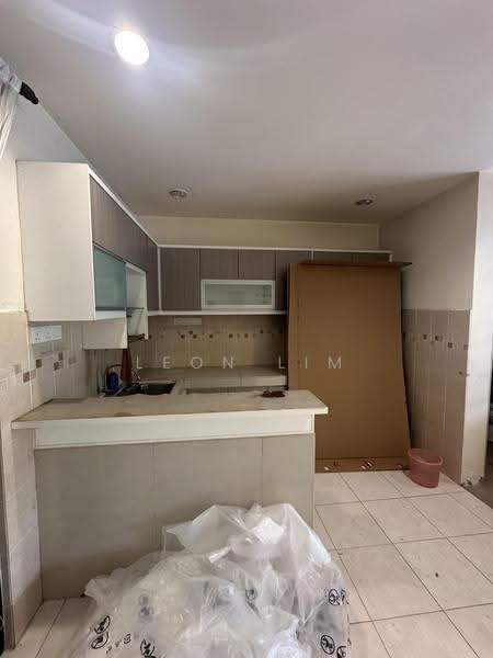 Townhouse for Sale in Kampung Sungai Kayu Ara (Petaling Jaya) - Leon Lim - Kitchen - PropertyGuru.com.my