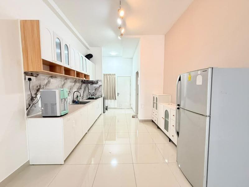 2-storey Terraced House for Rent in Cyberjaya (Selangor) - Jared Wong - Kitchen - PropertyGuru.com.my