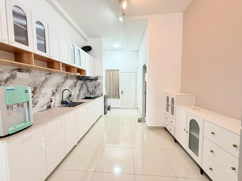2-storey Terraced House for Rent in Cyberjaya (Selangor) - Jared Wong - Kitchen - PropertyGuru.com.my