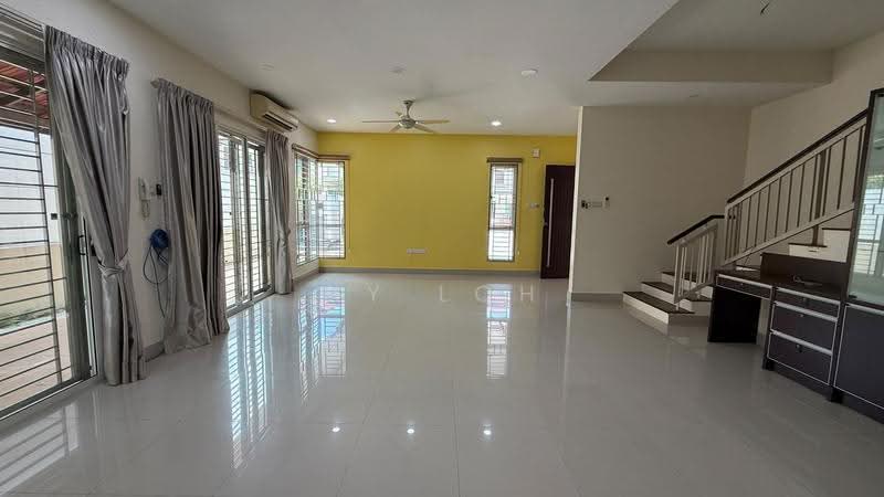 Semi-Detached House for Sale in Taman Bukit Idaman (Selayang) - MY Loh - Living Room - PropertyGuru.com.my