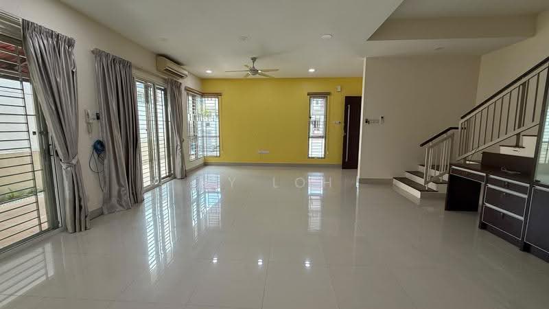 Semi-Detached House for Sale in Taman Bukit Idaman (Selayang) - MY Loh - Living Room - PropertyGuru.com.my