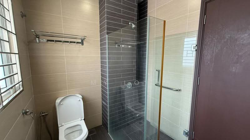 Semi-Detached House for Sale in Taman Bukit Idaman (Selayang) - MY Loh - Bathroom - PropertyGuru.com.my