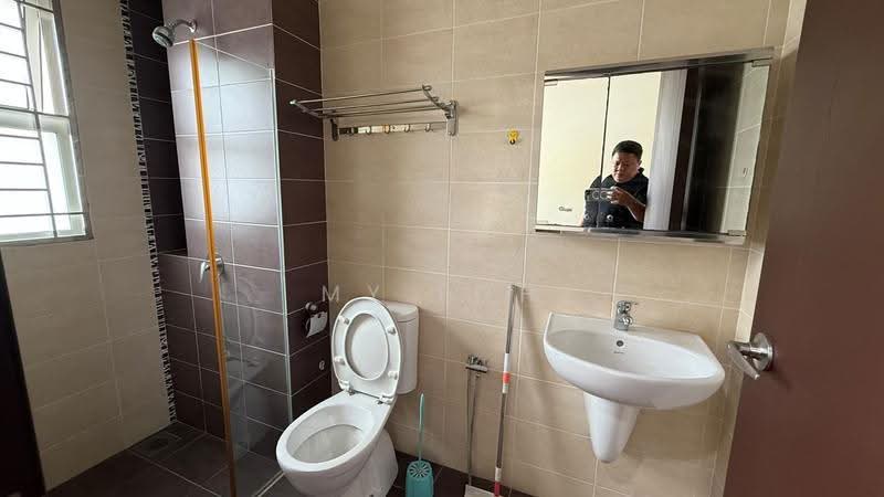Semi-Detached House for Sale in Taman Bukit Idaman (Selayang) - MY Loh - Bathroom - PropertyGuru.com.my