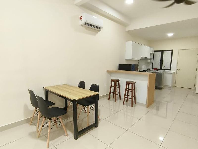 Townhouse for Rent in Sepang (Selangor) - Derrick Hee - Dining Room - PropertyGuru.com.my
