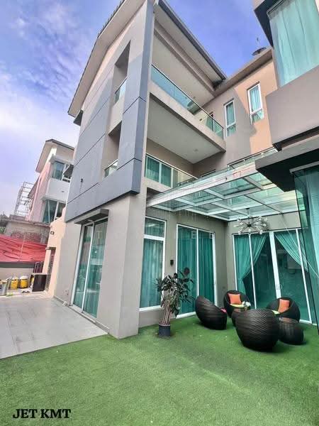 Bungalow House for Sale in Ambang Botanic (Klang) - Tom Lee - Exterior - PropertyGuru.com.my