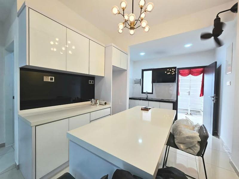 Kondominium untuk Dijual di Artis 3 Residence - TS Lim - Kitchen - PropertyGuru.com.my