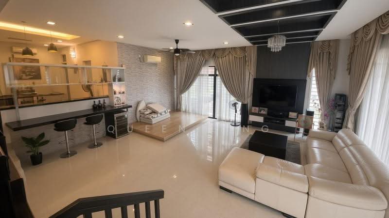 Cluster House for Sale in Setia Tropika (Johor Bahru) - Queenie Ng - Living Room - PropertyGuru.com.my