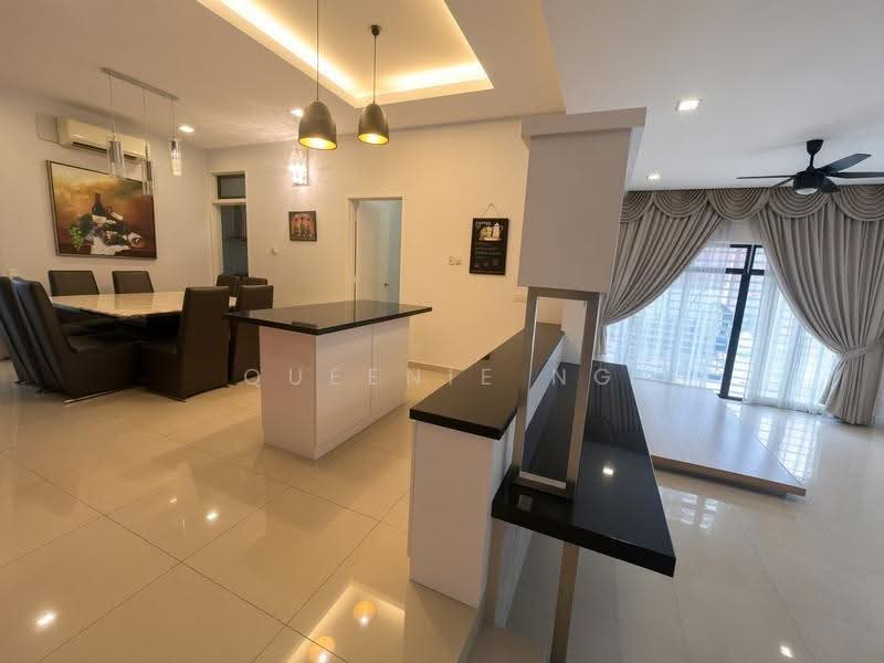 Cluster House for Sale in Setia Tropika (Johor Bahru) - Queenie Ng - Dining Room - PropertyGuru.com.my