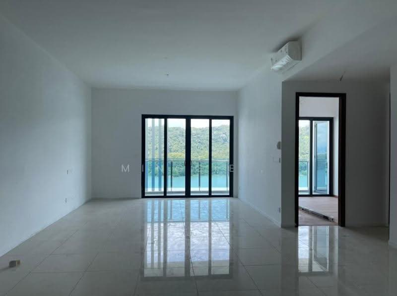 Condominium for Sale at Queens Residences Q2 @ Queens Waterfront - Minggie . - Living Room - PropertyGuru.com.my