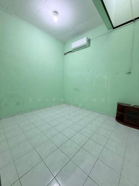 Rumah Teres 1-Tingkat untuk Dijual di Bandar Putra Kulai (Kulai) - Shieh Long Chen - Interior - PropertyGuru.com.my