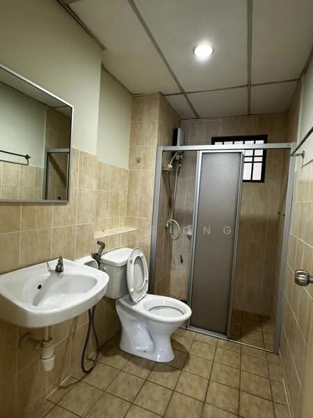 Condominium for Rent at Changkat View - Cyrus Ong - Bathroom - PropertyGuru.com.my