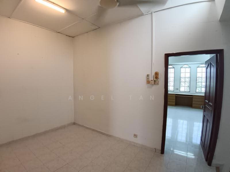 2-storey Terraced House for Sale in BANDAR PUCHONG JAYA (Puchong) - Angel Tan - Interior - PropertyGuru.com.my