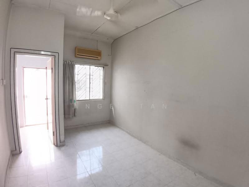 2-storey Terraced House for Sale in BANDAR PUCHONG JAYA (Puchong) - Angel Tan - Interior - PropertyGuru.com.my
