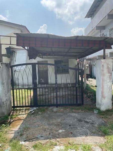 Rumah Teres 2-Tingkat untuk Dijual di Shah Alam (Selangor) - Hartini Binti Ismail - Exterior - PropertyGuru.com.my