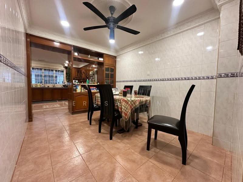 Rumah Teres 2-Tingkat untuk Dijual di Taman Desawan (Klang) - Teresa Teng - Dining Room - PropertyGuru.com.my