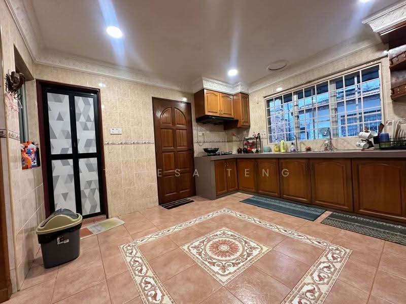 Rumah Teres 2-Tingkat untuk Dijual di Taman Desawan (Klang) - Teresa Teng - Kitchen - PropertyGuru.com.my