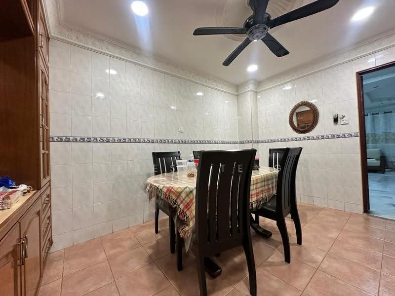 Rumah Teres 2-Tingkat untuk Dijual di Taman Desawan (Klang) - Teresa Teng - Dining Room - PropertyGuru.com.my