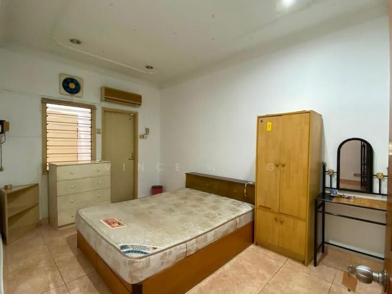 1-storey Terraced House for Sale in Sri Petaling (Kuala Lumpur) - Vince Wong - Bedroom - PropertyGuru.com.my
