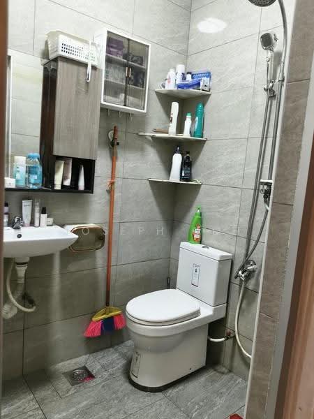 Rumah Teres 1-Tingkat untuk Dijual di Taman Scientex Pasir Gudang (Pasir Gudang) - Joseph Goh - Bathroom - PropertyGuru.com.my