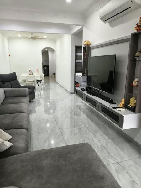 Rumah Teres 1-Tingkat untuk Dijual di Taman Scientex Pasir Gudang (Pasir Gudang) - Joseph Goh - Living Room - PropertyGuru.com.my