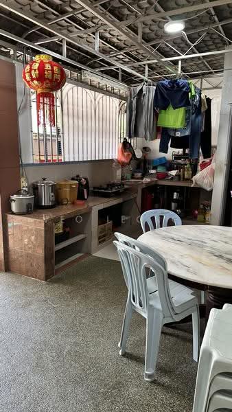 Rumah Flat untuk Dijual di Flat Taman Dagang - Veo Leong - Kitchen - PropertyGuru.com.my