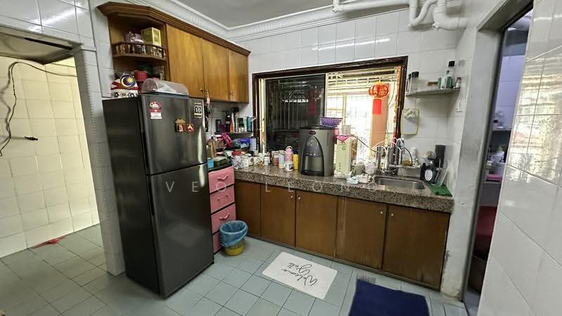 Rumah Flat untuk Dijual di Flat Taman Dagang - Veo Leong - Kitchen - PropertyGuru.com.my