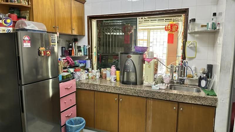 Rumah Flat untuk Dijual di Flat Taman Dagang - Veo Leong - Kitchen - PropertyGuru.com.my