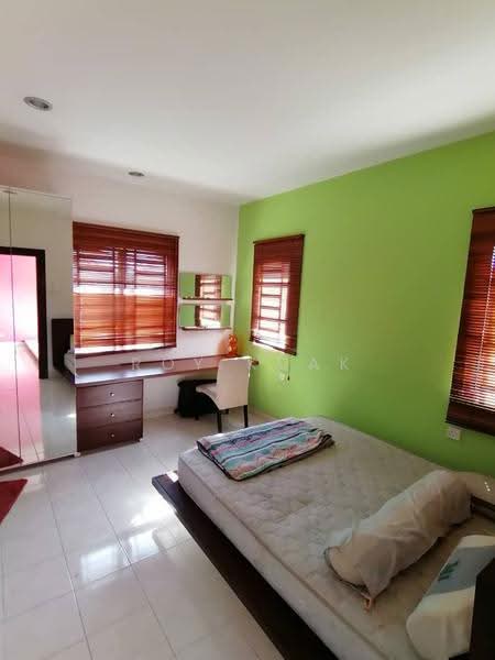 Rumah Teres 2-Tingkat untuk Dijual di Taman Idaman (Simpang Ampat) - Roy Kuak - Bedroom - PropertyGuru.com.my