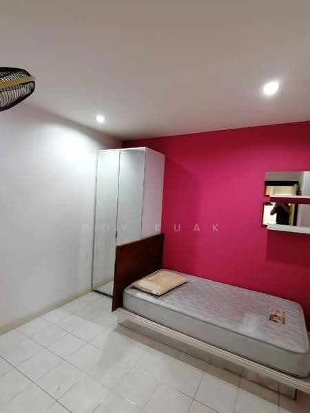 Rumah Teres 2-Tingkat untuk Dijual di Taman Idaman (Simpang Ampat) - Roy Kuak - Bedroom - PropertyGuru.com.my