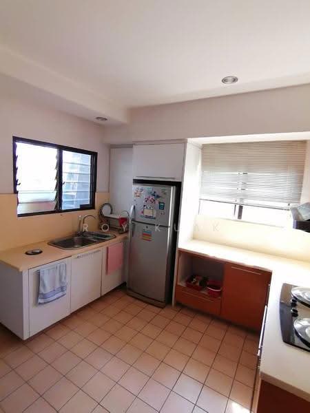 Rumah Teres 2-Tingkat untuk Dijual di Taman Idaman (Simpang Ampat) - Roy Kuak - Kitchen - PropertyGuru.com.my