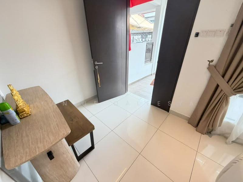 Rumah Teres 2-Tingkat untuk Dijual di Sungai Buloh (Selangor) - Yantie Qaleesya - Entrance - PropertyGuru.com.my