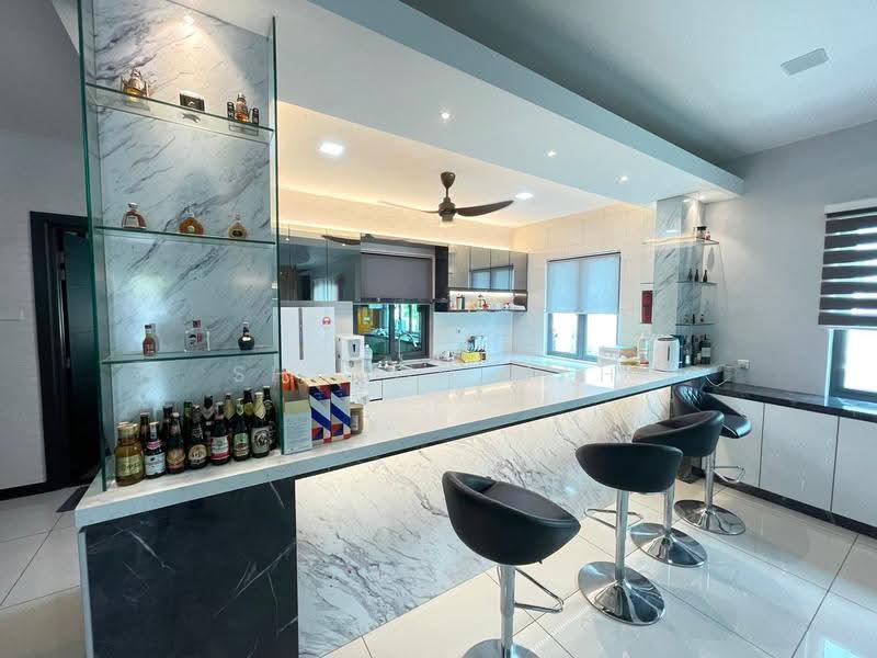 Bungalow House for Sale in Bandar Putra Permai (Seri Kembangan) - Sharon Mah - Kitchen - PropertyGuru.com.my