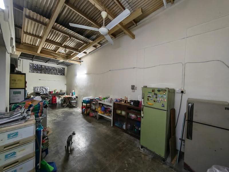 2-storey Terraced House for Rent in Ayer Itam (Penang) - A Ee Ee - Kitchen - PropertyGuru.com.my
