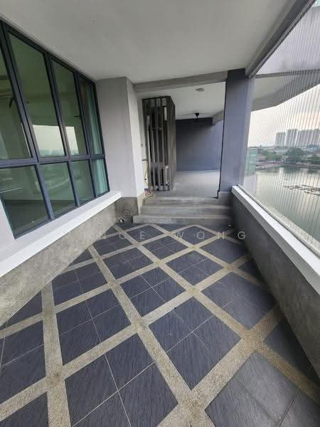 Kediaman Servis untuk Dijual di LakePark Residence @ KL North - Vince Wong - Balcony - PropertyGuru.com.my