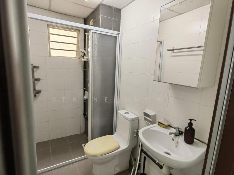 Service Residence for Sale at Alam Idaman - Serene Chong - Bathroom - PropertyGuru.com.my