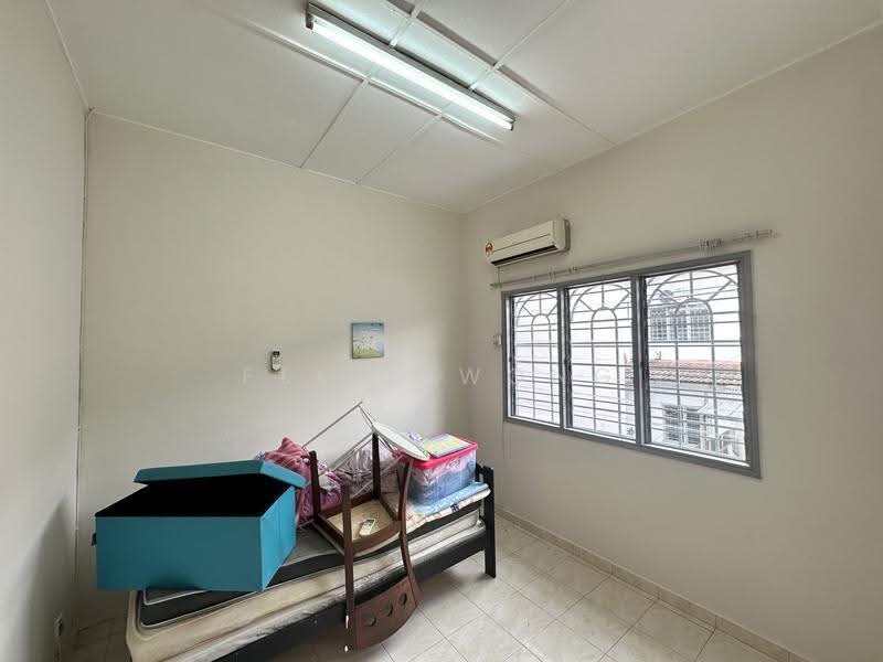 2-storey Terraced House for Rent in Usj 6 (Subang Jaya) - Felix Wong - Bedroom - PropertyGuru.com.my