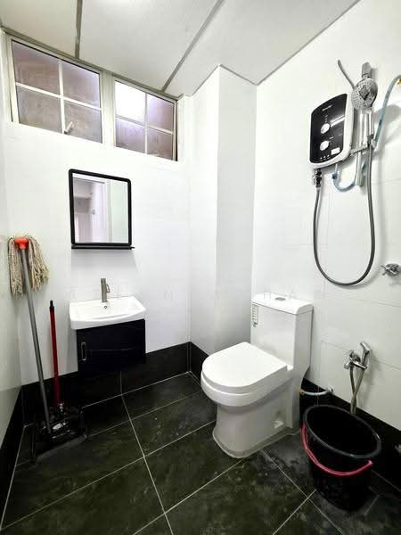 Tanah Kediaman untuk Dijual di Ampang (Selangor) - Azean Wahab - Bathroom - PropertyGuru.com.my