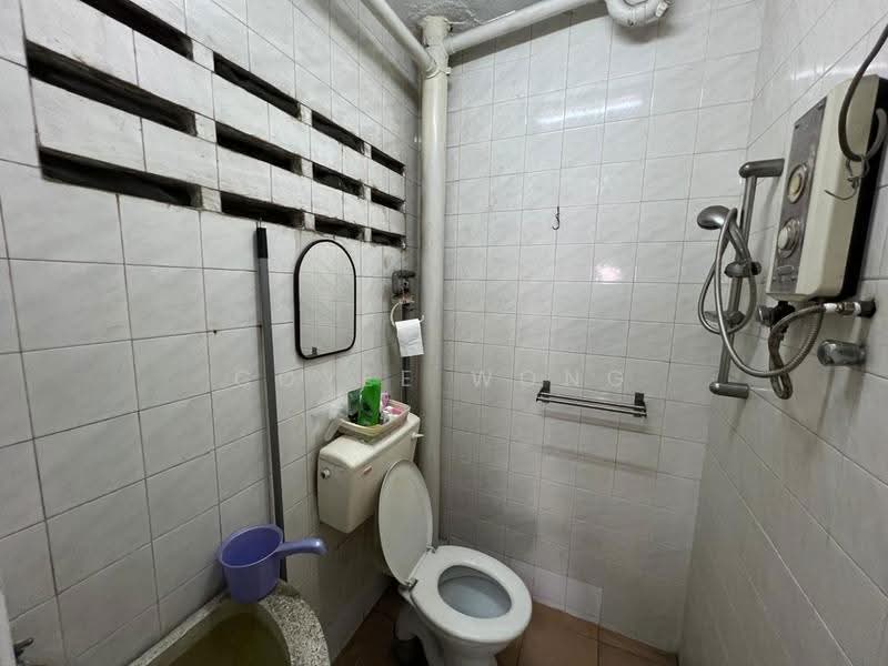 2-storey Terraced House for Sale in Taman Sri Sinar (Segambut) - Coyee Wong - Bathroom - PropertyGuru.com.my
