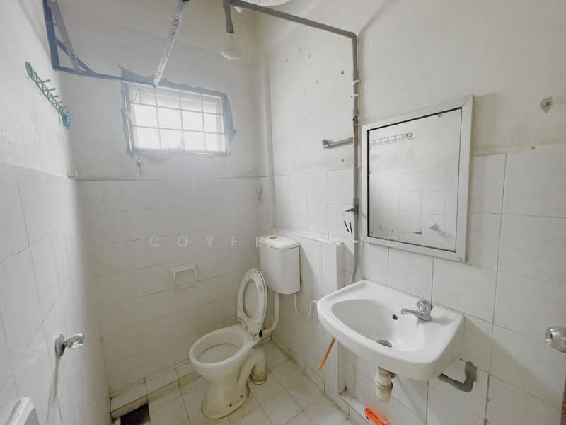 Apartment for Sale at Fortune Court - Coyee Wong - Bathroom - PropertyGuru.com.my