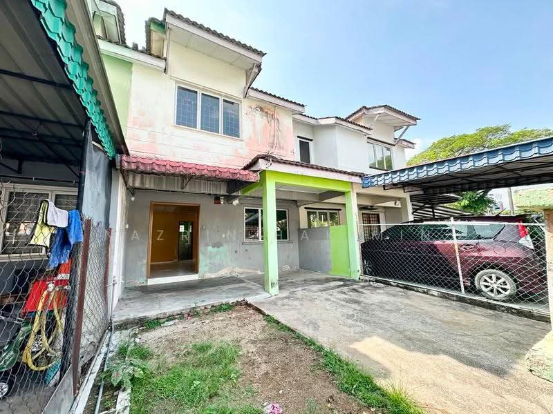 Rumah Teres 2-Tingkat untuk Dijual di Saujana Utama (Selangor) - Nazrin Hakimin - Exterior - PropertyGuru.com.my