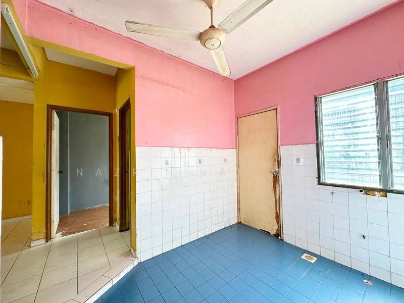 Rumah Teres 2-Tingkat untuk Dijual di Saujana Utama (Selangor) - Nazrin Hakimin - Interior - PropertyGuru.com.my