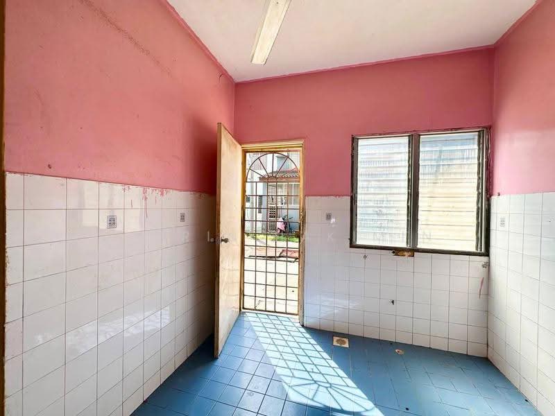 Rumah Teres 2-Tingkat untuk Dijual di Saujana Utama (Selangor) - Nazrin Hakimin - Interior - PropertyGuru.com.my