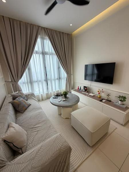 Kediaman Servis untuk Dijual di Space Residency - Queenie Ng - Living Room - PropertyGuru.com.my