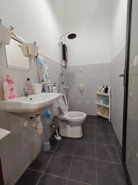 Rumah Teres 2-Tingkat untuk Dijual di Pulai (Johor) - Cony Ong - Bathroom - PropertyGuru.com.my